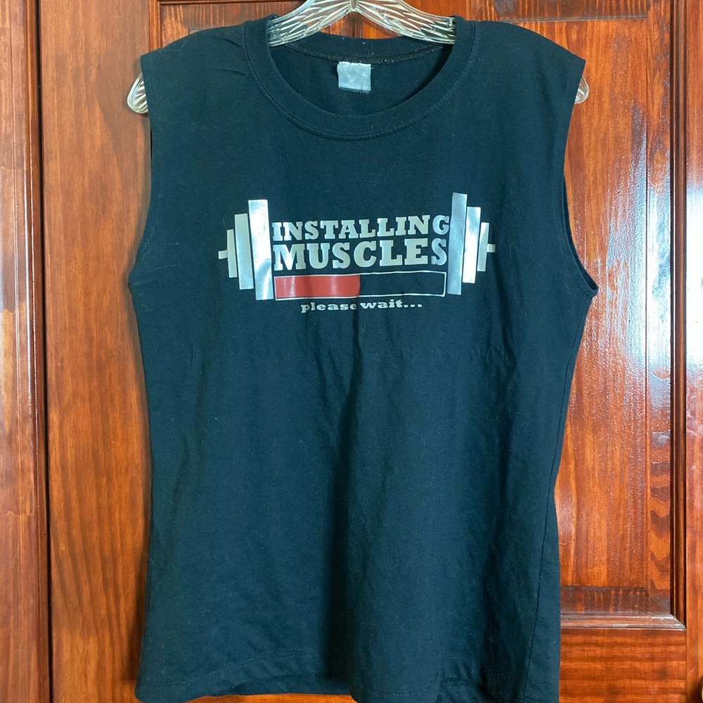 Installing Muscles Sleeveless Shirt Small